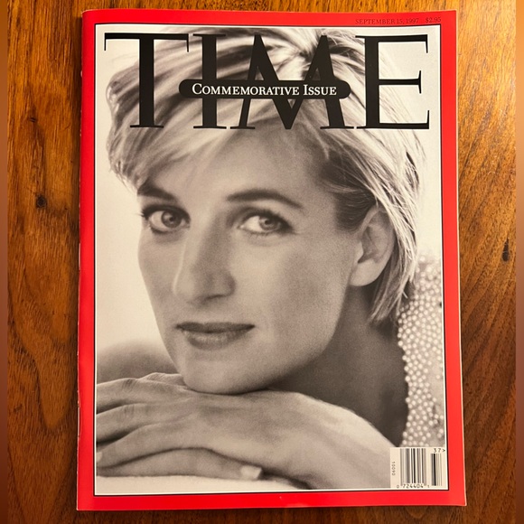 Princess Diana bundle of 10 tribute magazines 1 book 1 CD - Picture 9 of 16